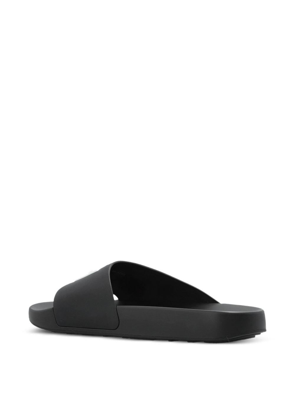 Label flat mules in rubber BE30AJE2GA 001 GIVENCHY 