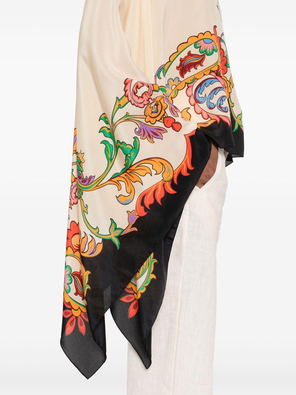 Paisley poncho<BR/><BR/> WAXA0013 AK866X0807 ETRO 