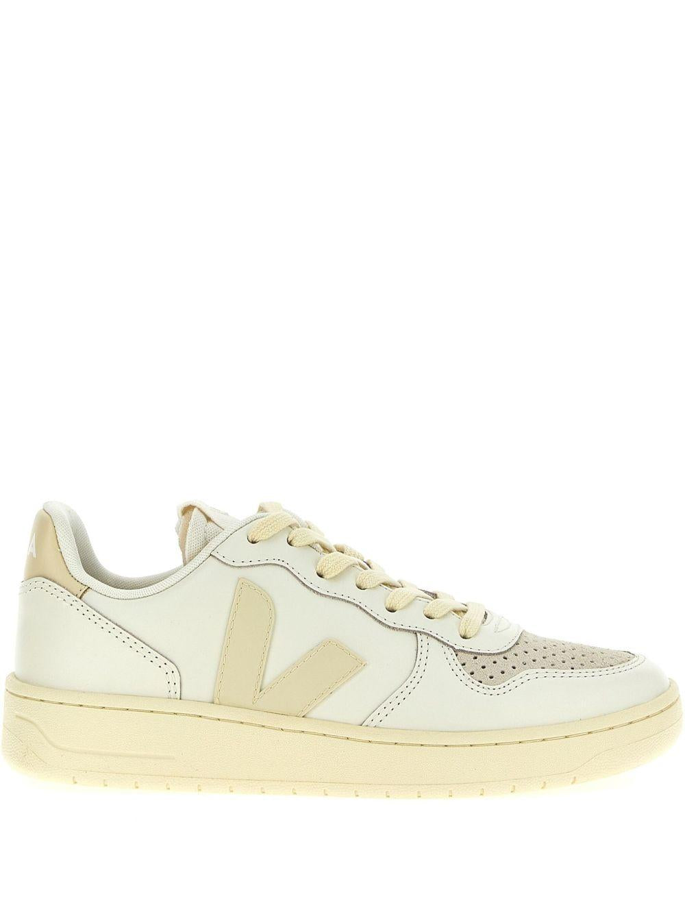 V-10 sneakers<BR/><BR/><BR/> VI0220498 PURE/CALCAIRE VEJA 