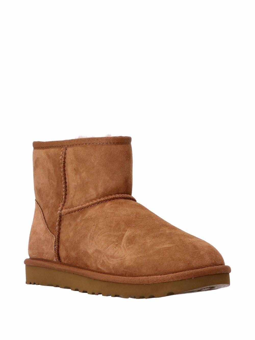 Classic Mini II boots 1016222 CHE UGG 