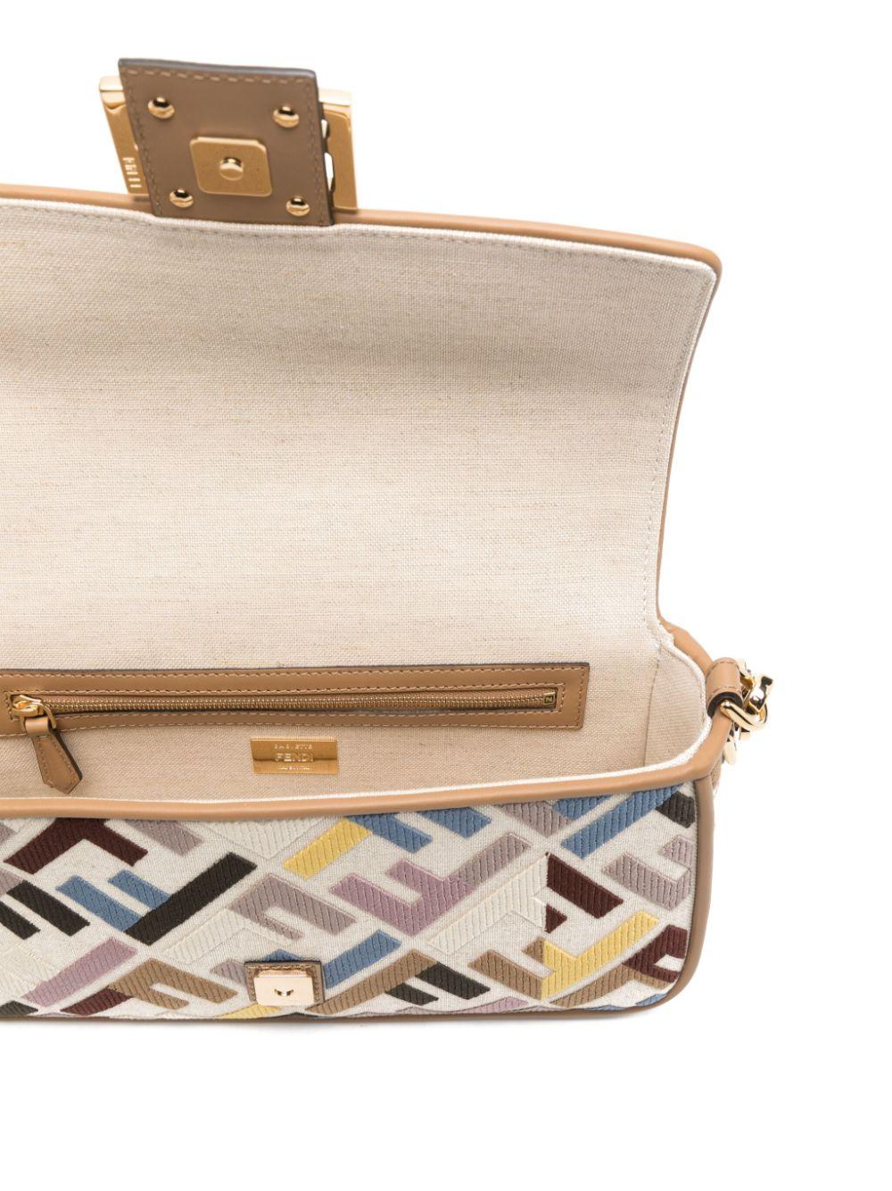 Baguette cross body bag<BR/><BR/><BR/> 8BR600 AT13F1QHS FENDI 