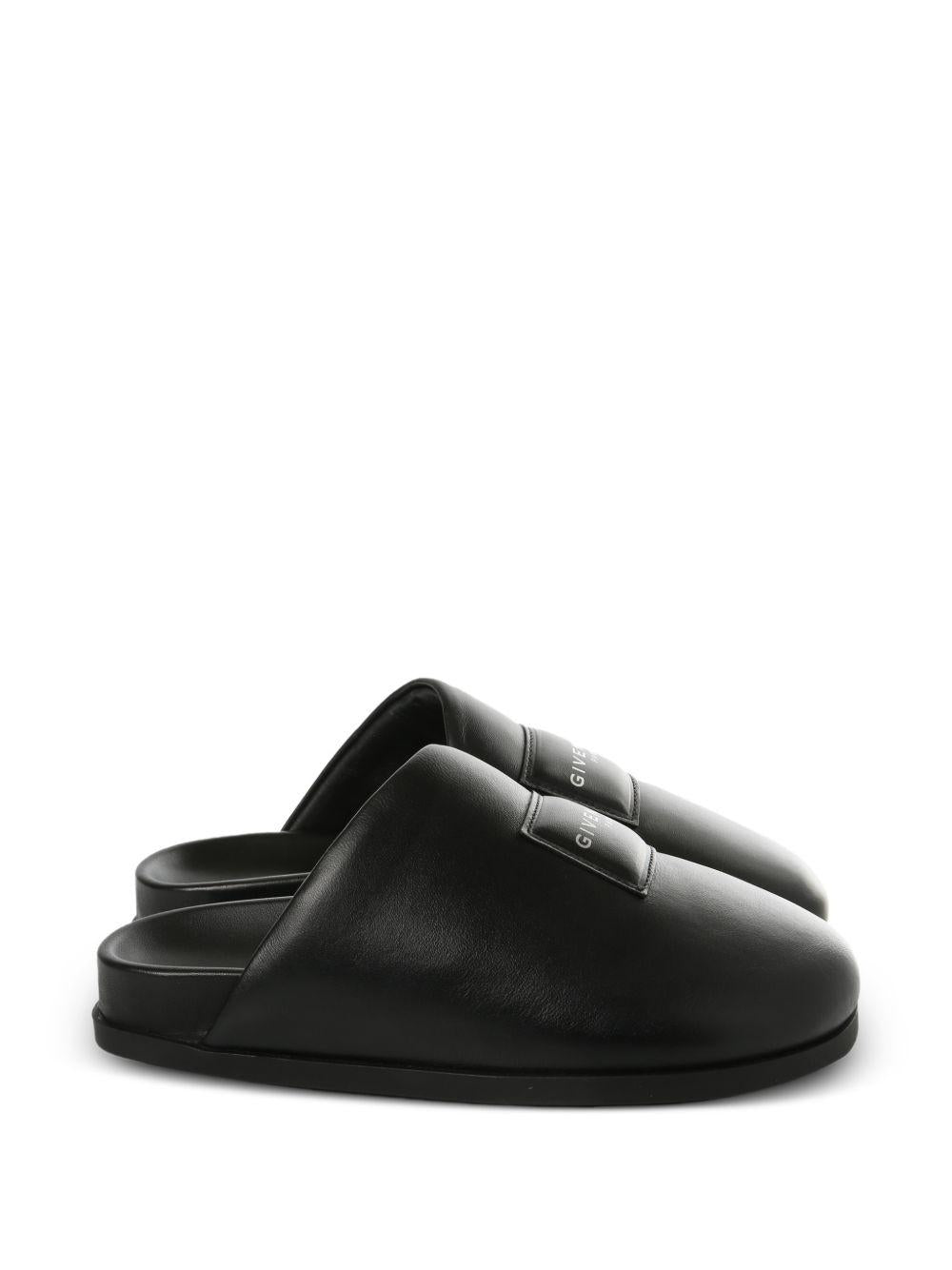 Label flat mules BE30AKE2GB 001 GIVENCHY 
