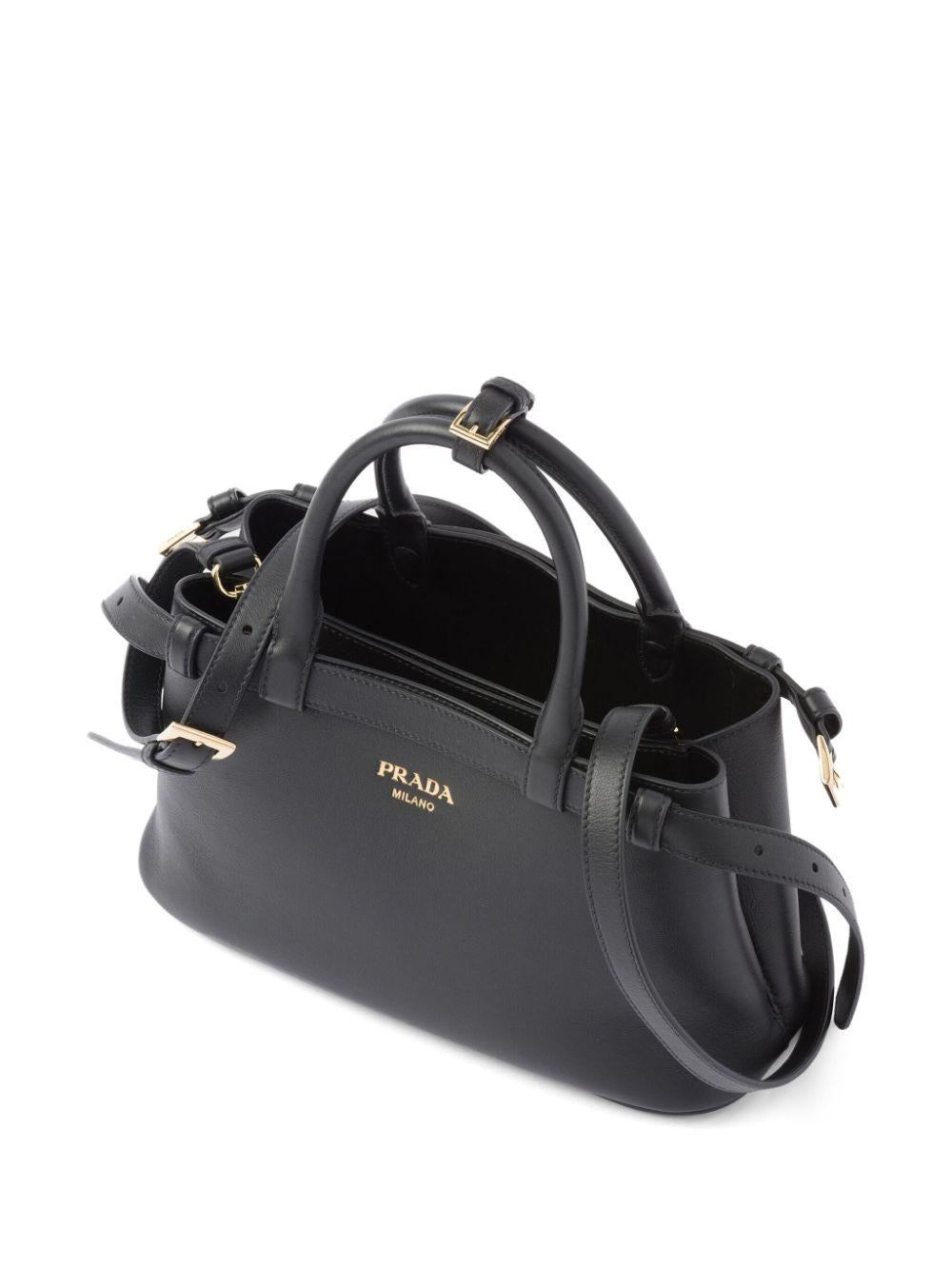 Logo-lettering leather tote bag<BR/><BR/><BR/> 1BA418 2CYSF0002 PRADA 