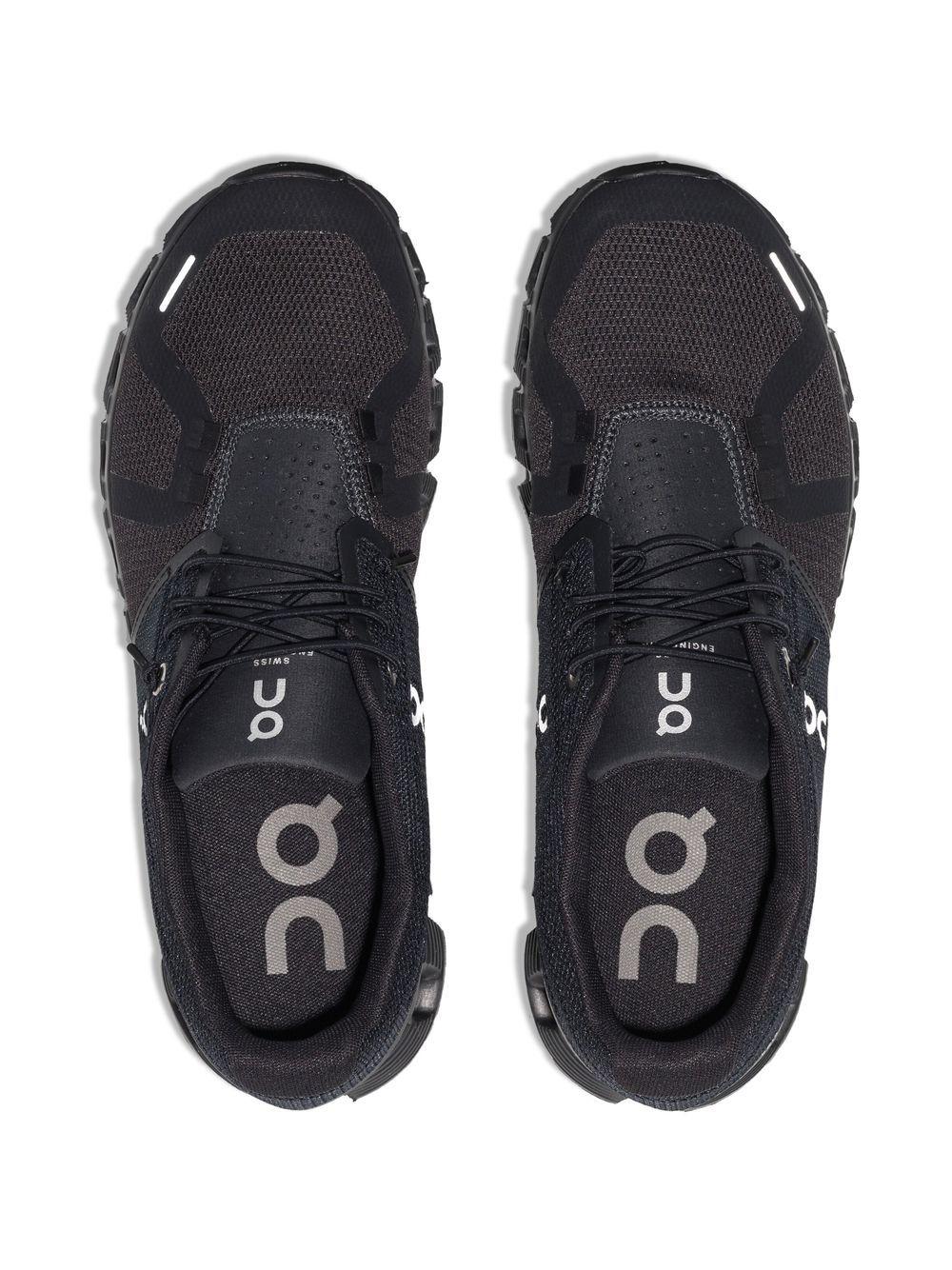  59.98905 ALL BLACK ON Running 