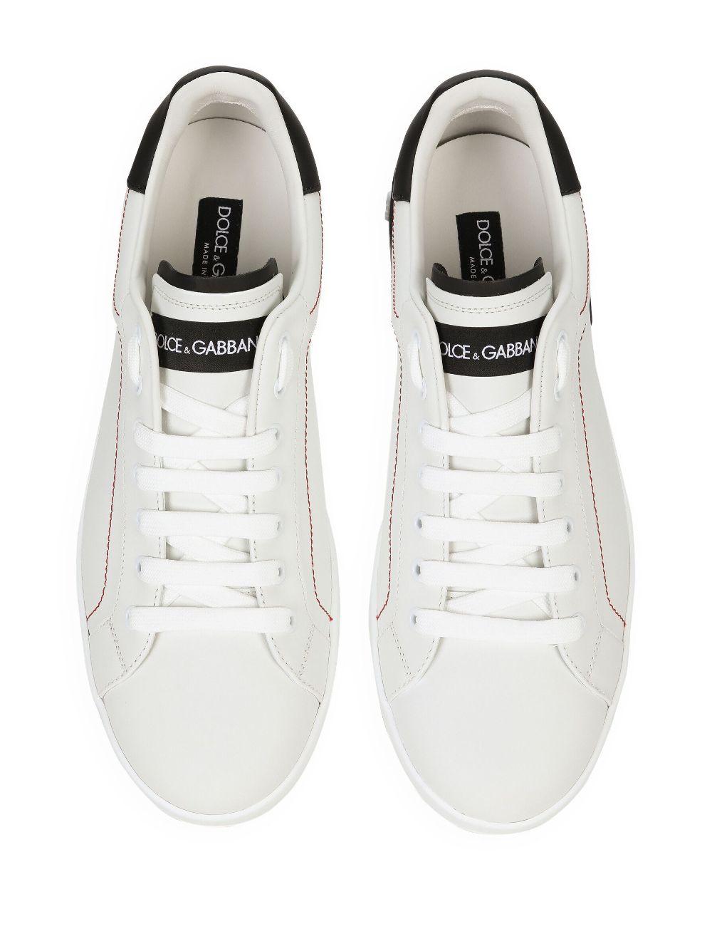 Logo-patch low-top sneakers<BR/><BR/><BR/> CS2216 AH52689697 DOLCE & GABBANA 