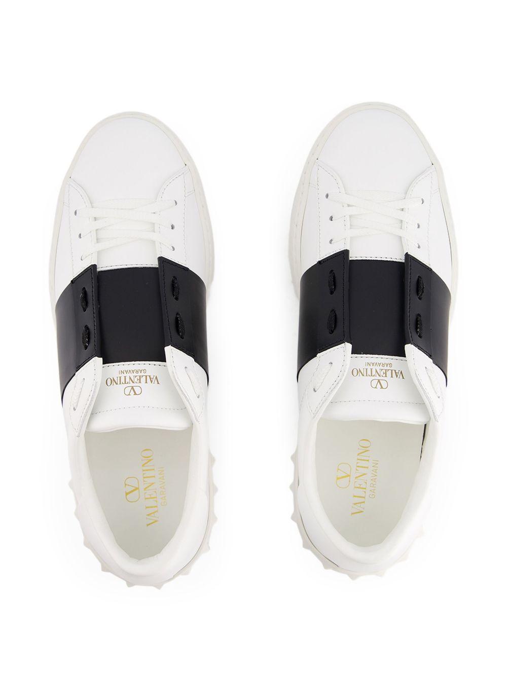 Rockstud low-top sneakers<BR/><BR/> 7Y2S0830BLU A01 VALENTINO GARAVANI 