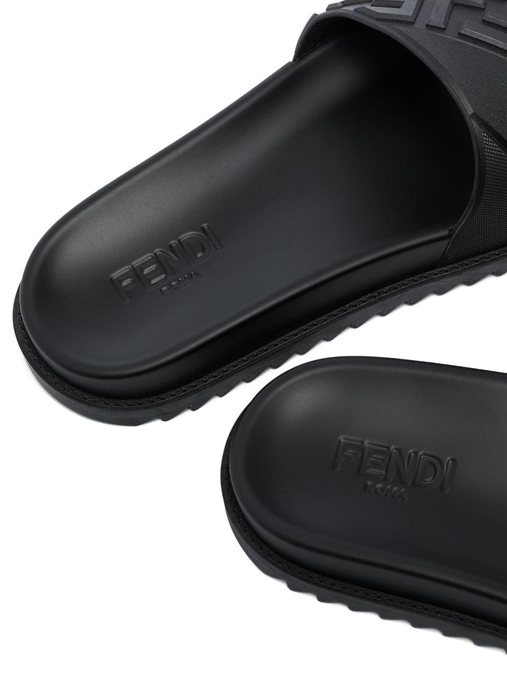 Rubber slides 7X1377 ABO2F0QA1 FENDI 