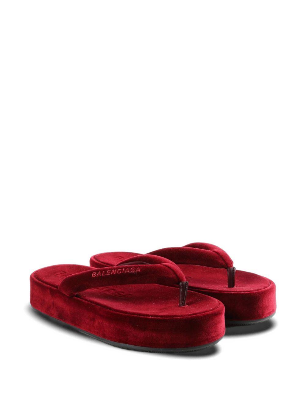 Jet Lag Thong 869749 WCDQ06541 BALENCIAGA 