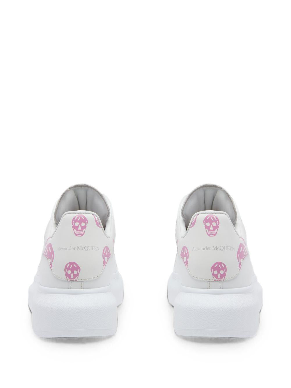 Oversized skull-print sneakers 553770 WIAKB9052 ALEXANDER MCQUEEN 