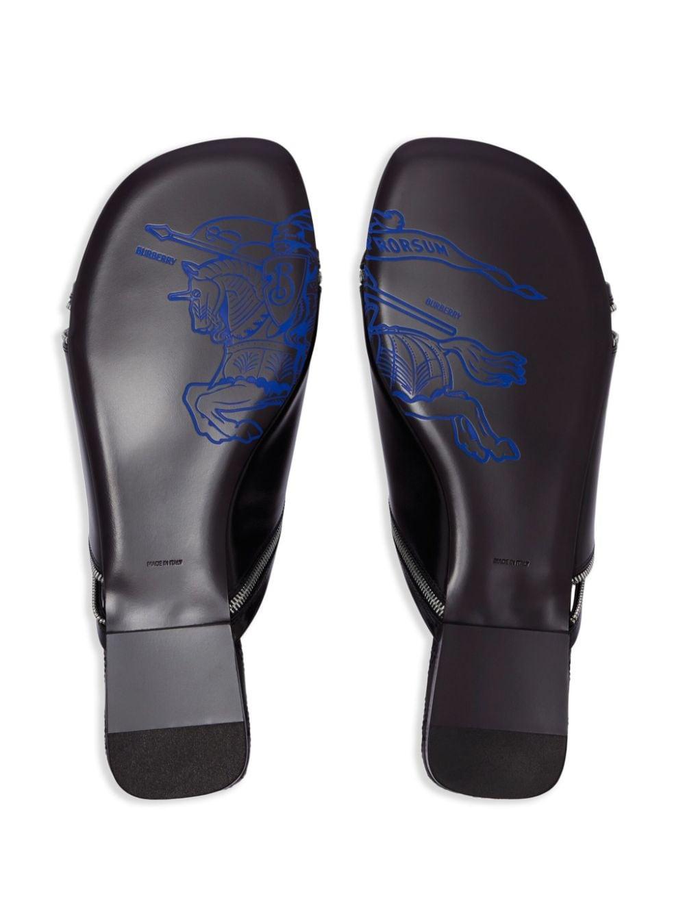 Decorative-zip flat leather sandals<BR/><BR/><BR/> 8080270 A1189 BURBERRY 