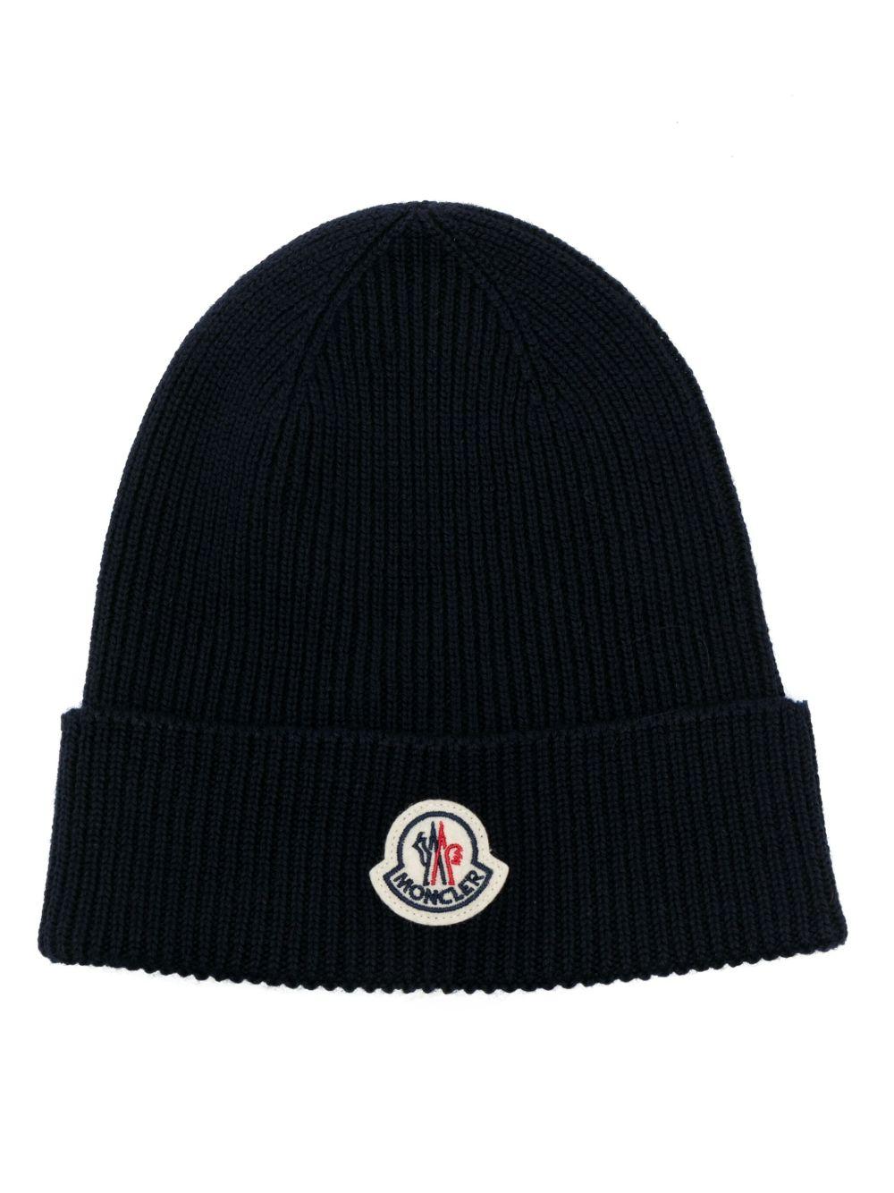 Logo beanie K2091 3B70500 A9342742 MONCLER 