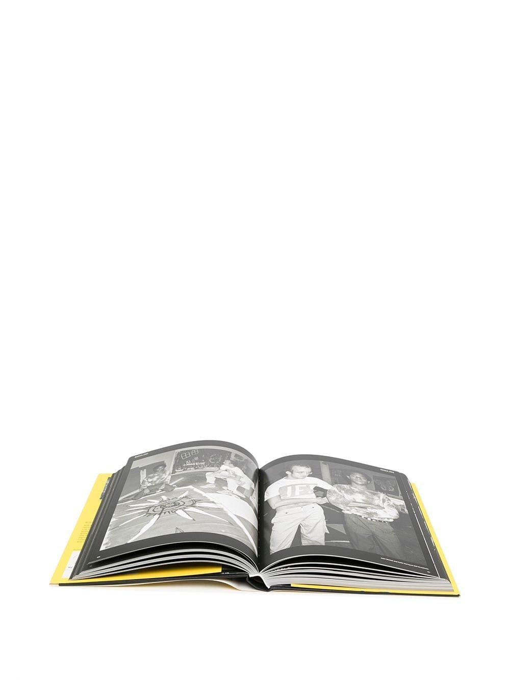 Warhol On Basquat 9783836525237  TASCHEN 