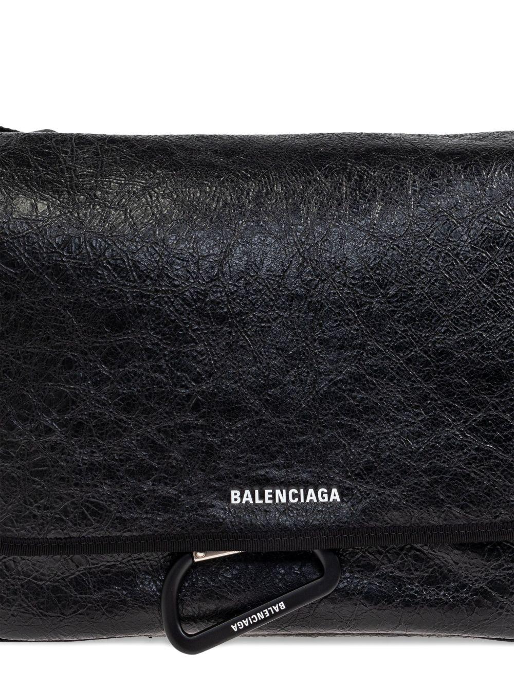 Explorer bag 834827 1VG7X1090 BALENCIAGA 