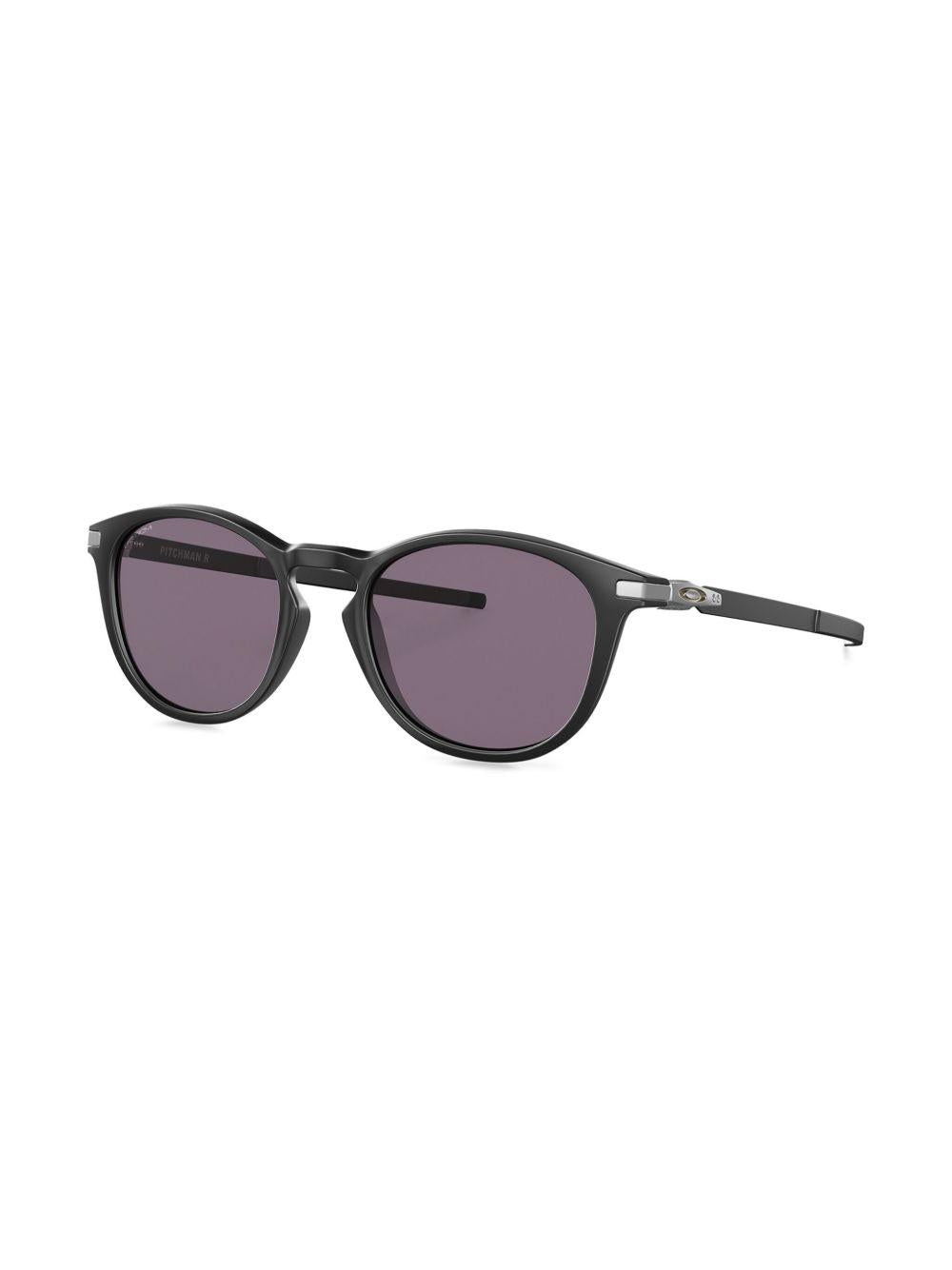 Pitchman R sunglasses 0OO94399439 01 OAKLEY 