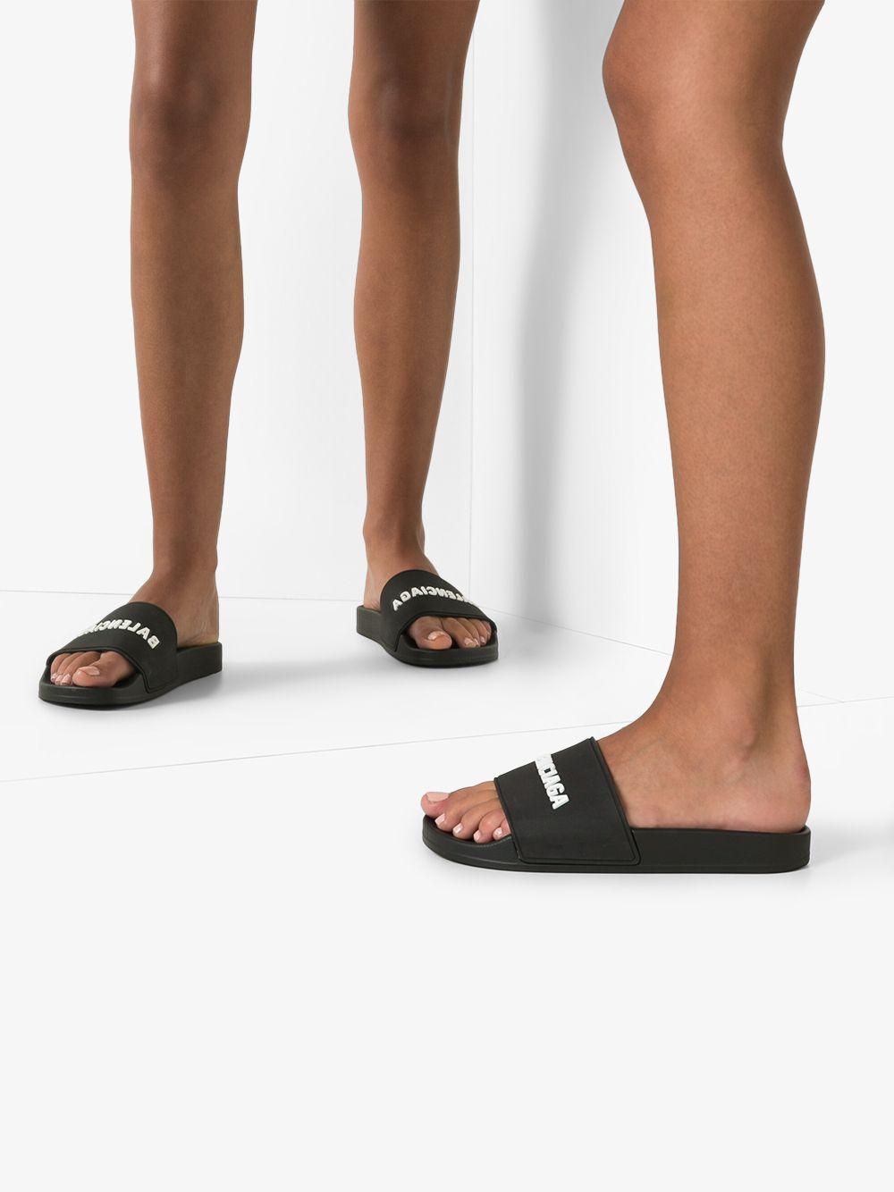 Logo pool slides 565547 W1S801006 BALENCIAGA 