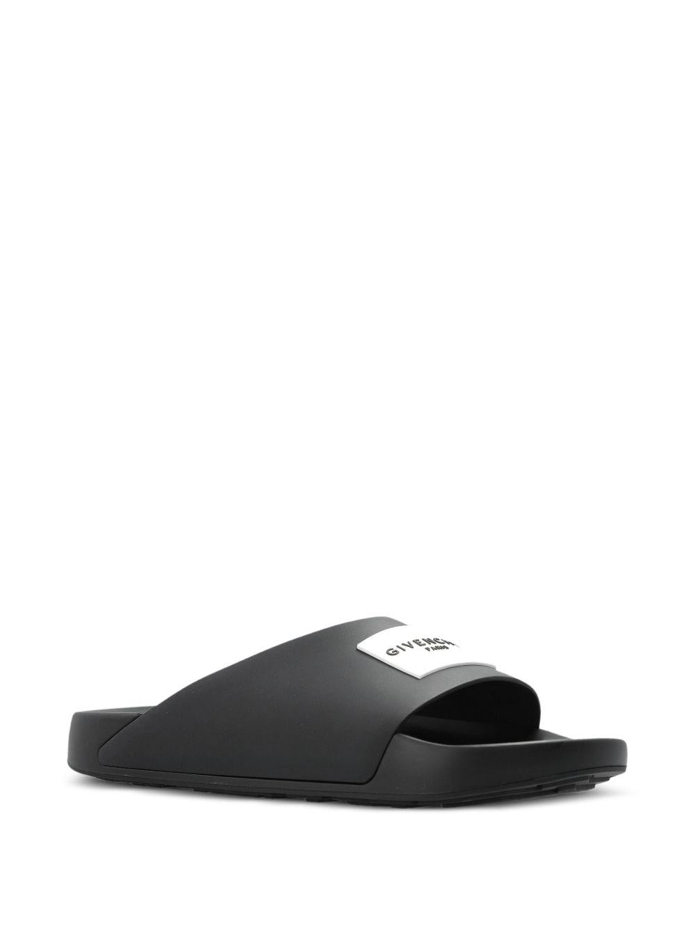 Label flat mules in rubber BE30AJE2GA 001 GIVENCHY 