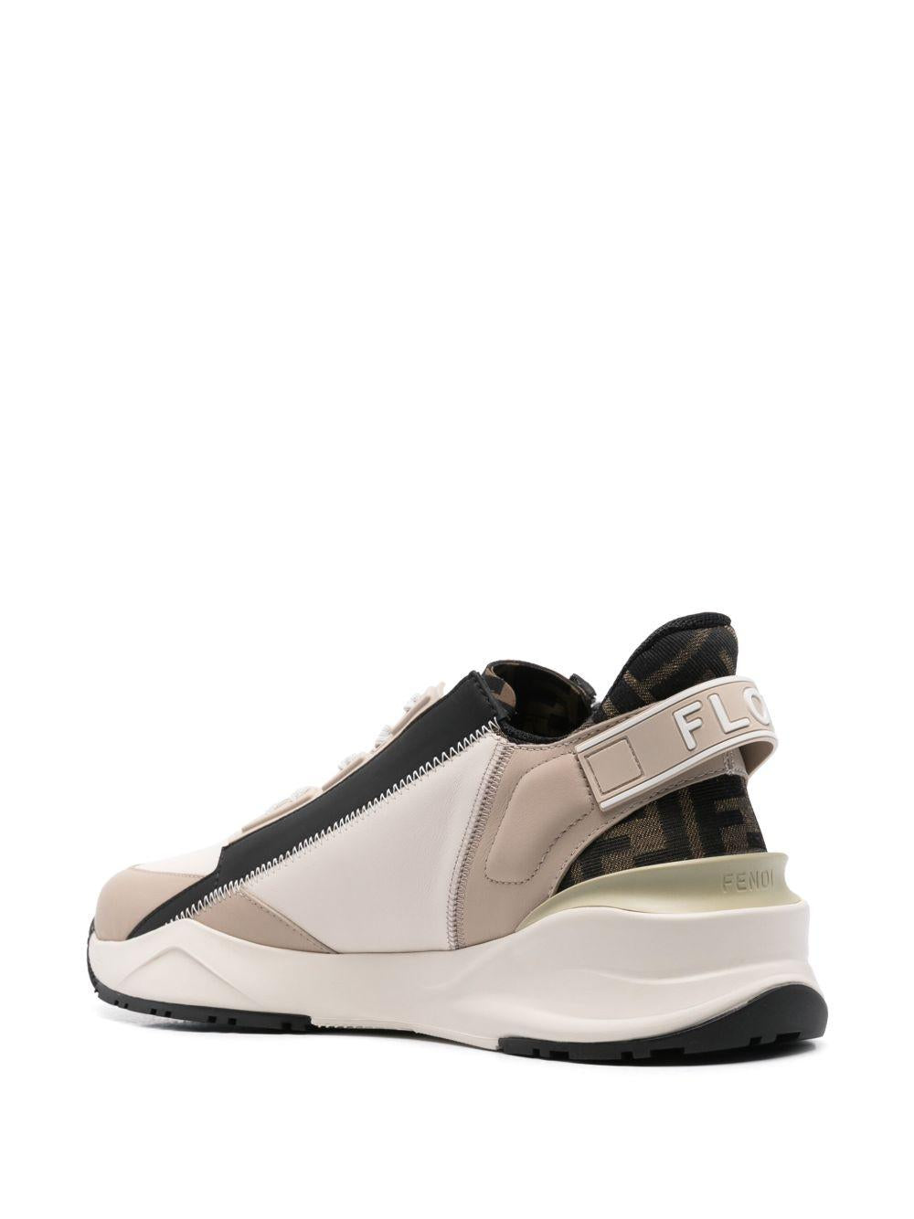 7E1392 AJZHF1OU2 FENDI 
