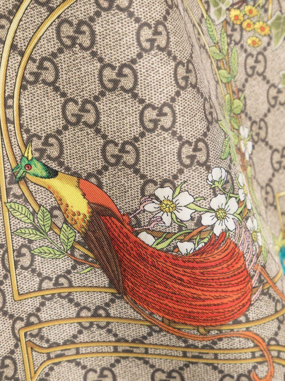 Printed silk twill carré 777066 3G0019564 GUCCI 