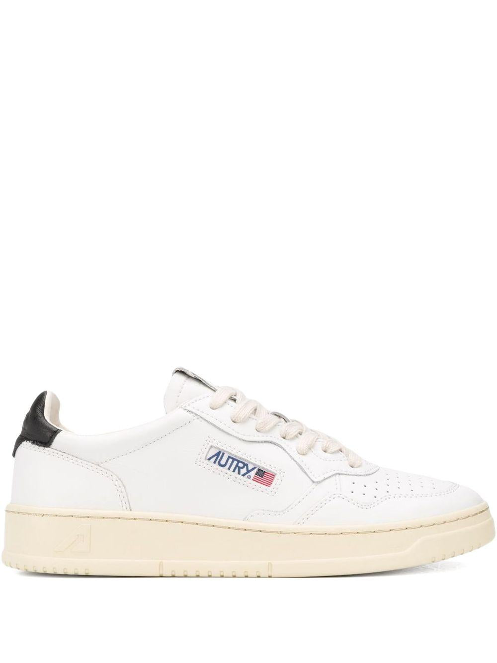 Medalist sneakers AULM LL12WHT/SPACE AUTRY 