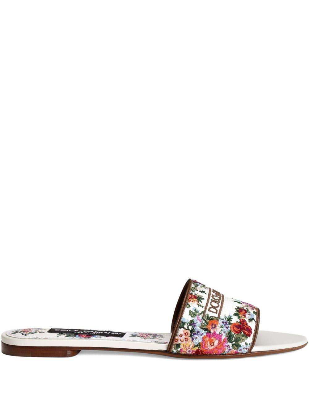Nappa leather flat slippers with embroidery CQ0571 A64838V135 DOLCE & GABBANA 