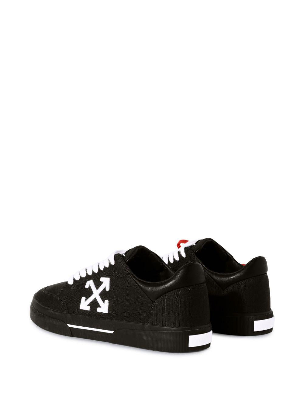 New Low Vulcanized sneakers<BR/><BR/><BR/> OMIA293C99FAB002 1001 OFF-WHITE 