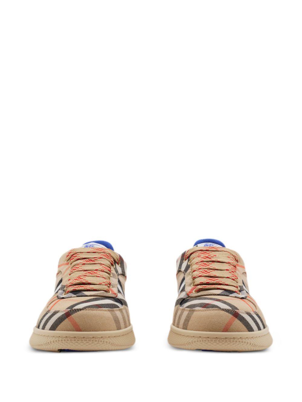 Terrace checked canvas sneakers<BR/><BR/><BR/> 8095372 B9368 BURBERRY 