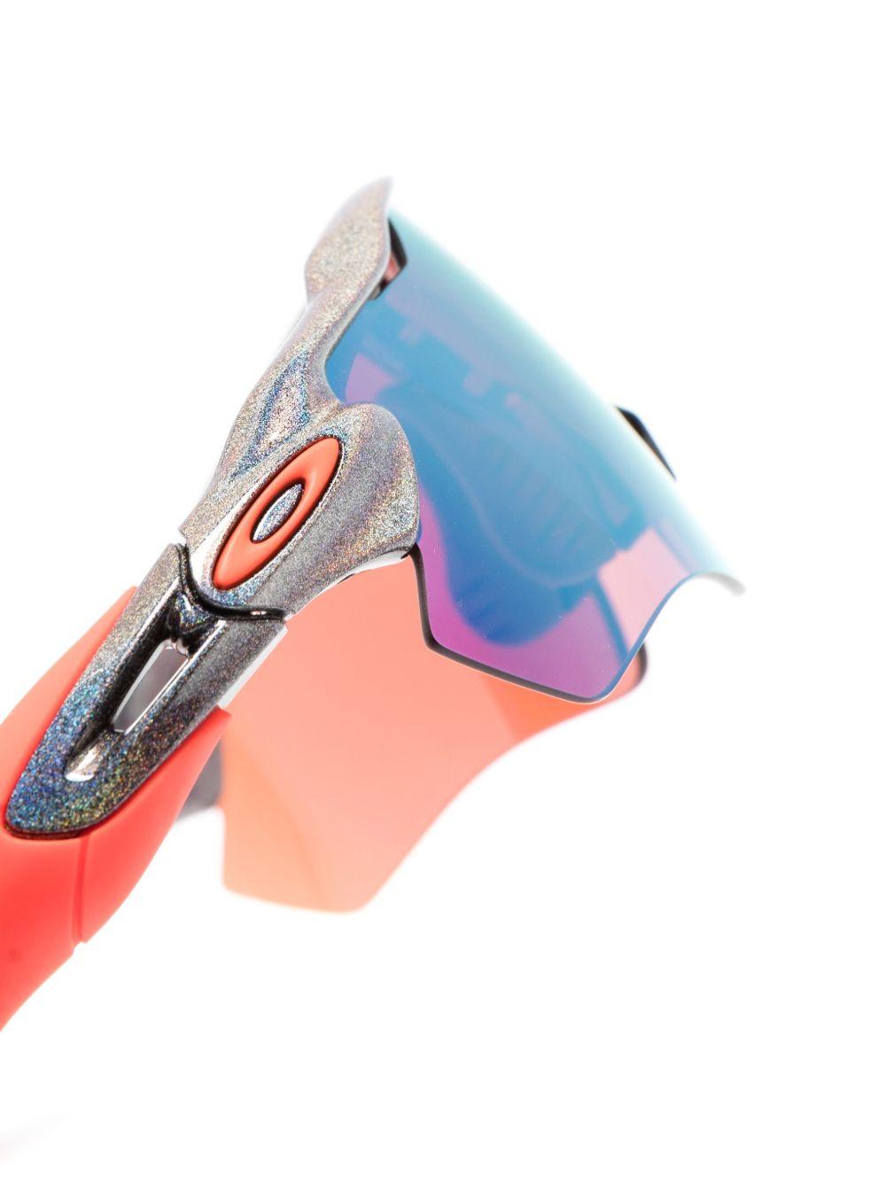Radar EV Path Heritage Collection<BR/> 0OO9208 9208D7 OAKLEY 