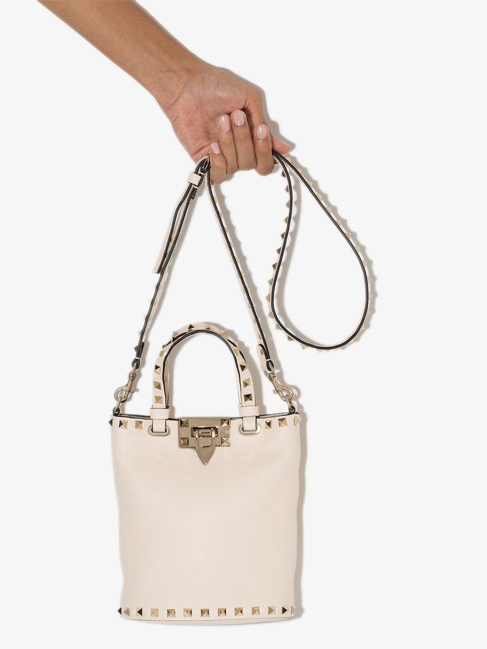 Rockstud leather crossbody bag<BR/><BR/> ZW2P0W31VSH I16 VALENTINO GARAVANI 