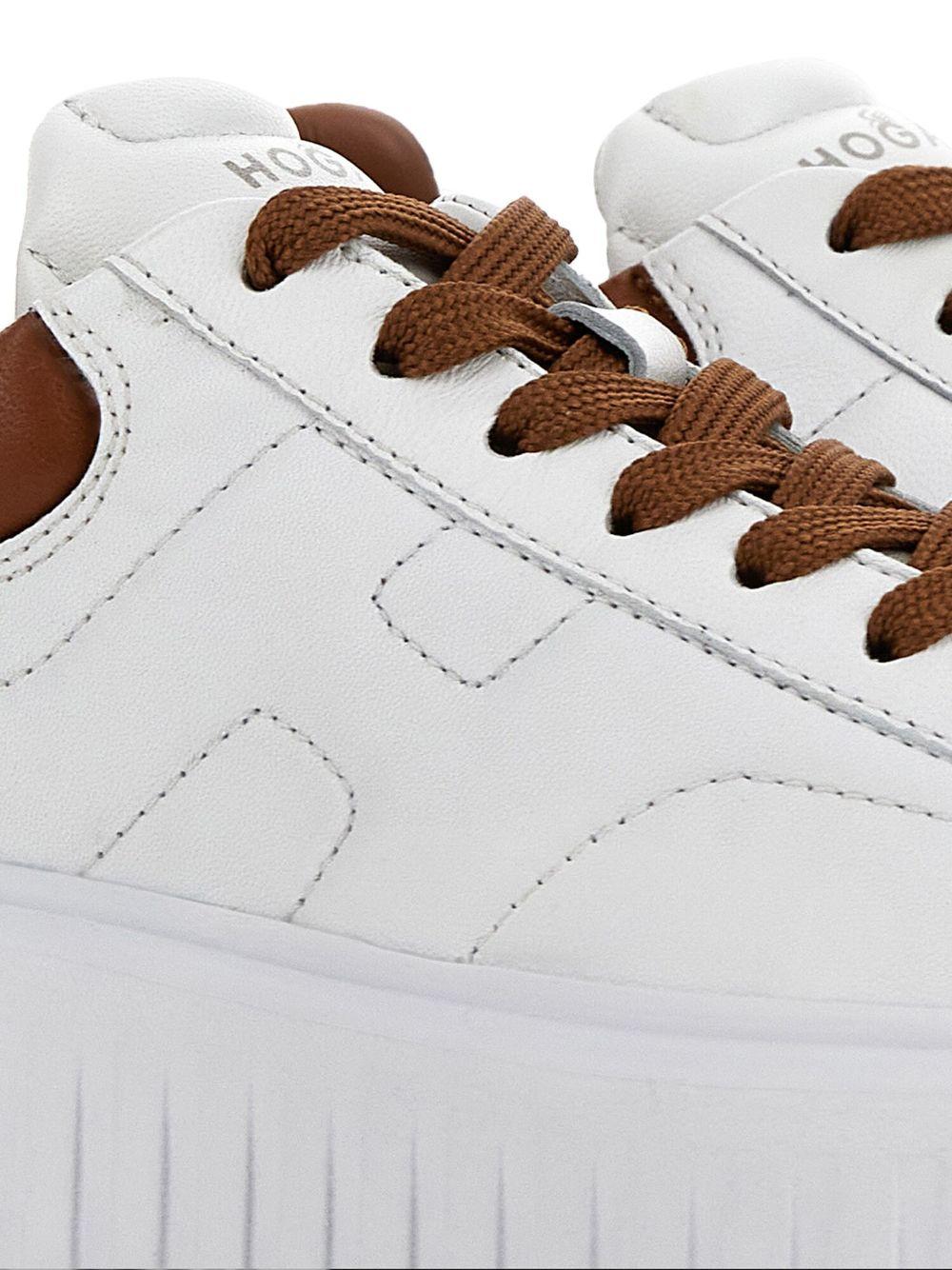 Logo-embroidered low-top sneakers<BR/><BR/><BR/> HXW6450FC60LE9 0446 HOGAN 