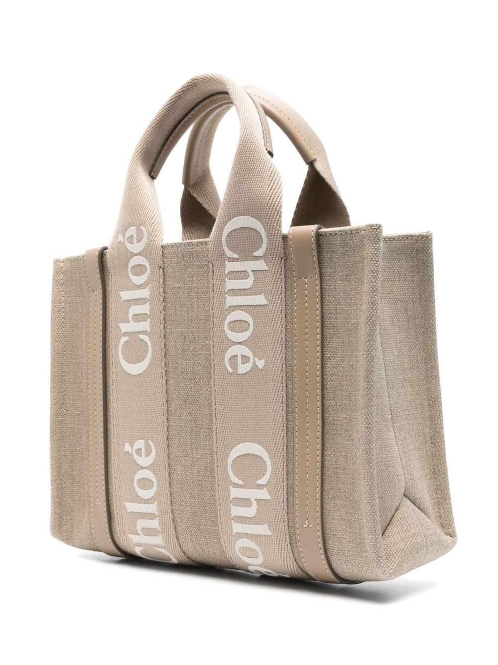 Small Woody logo-strap tote bag CHC23AS397L17 20E CHLOÉ 