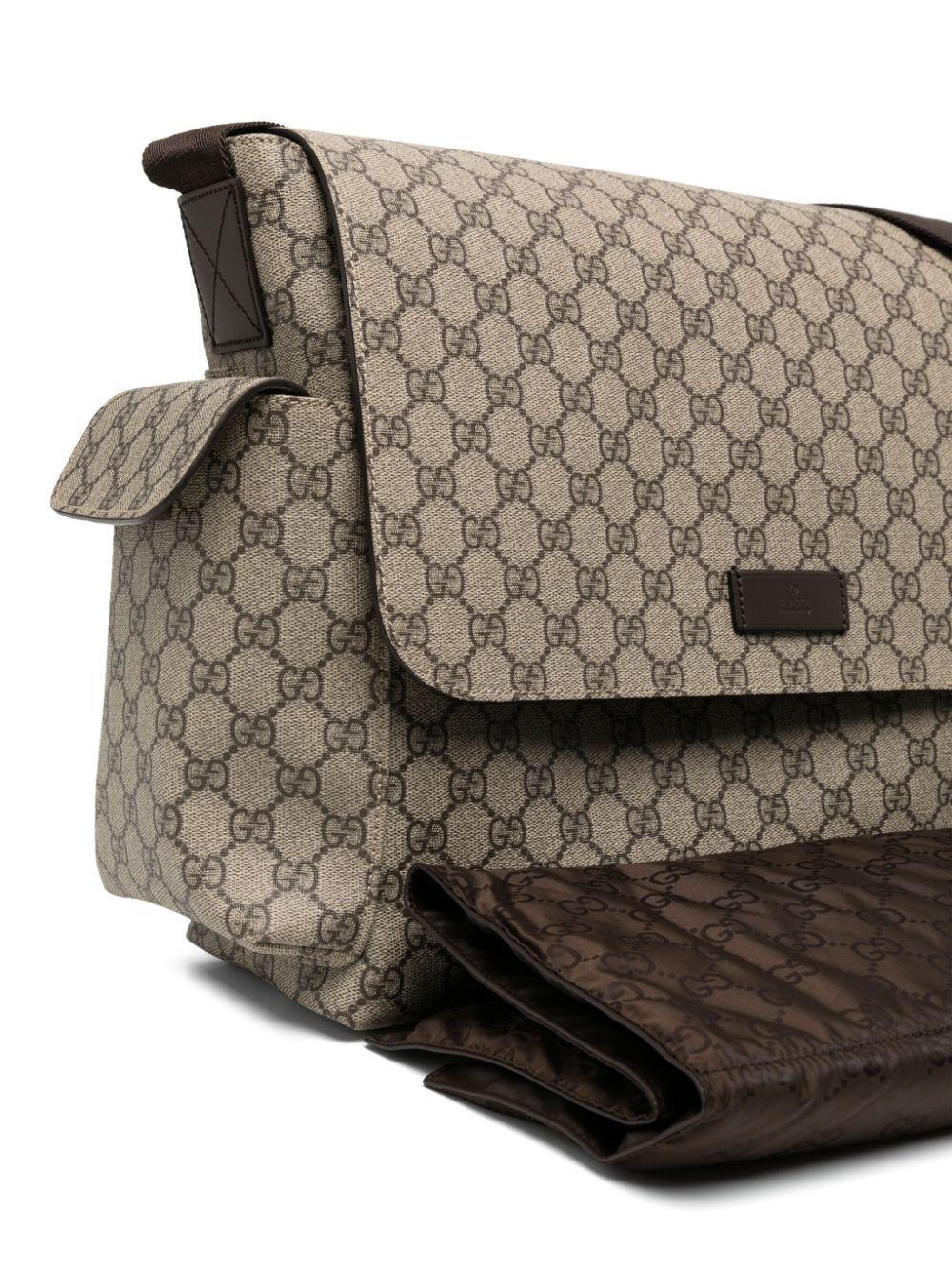 GG Supreme diaper bag<BR/><BR/> 211131 KGDIG8588 GUCCI KIDS 