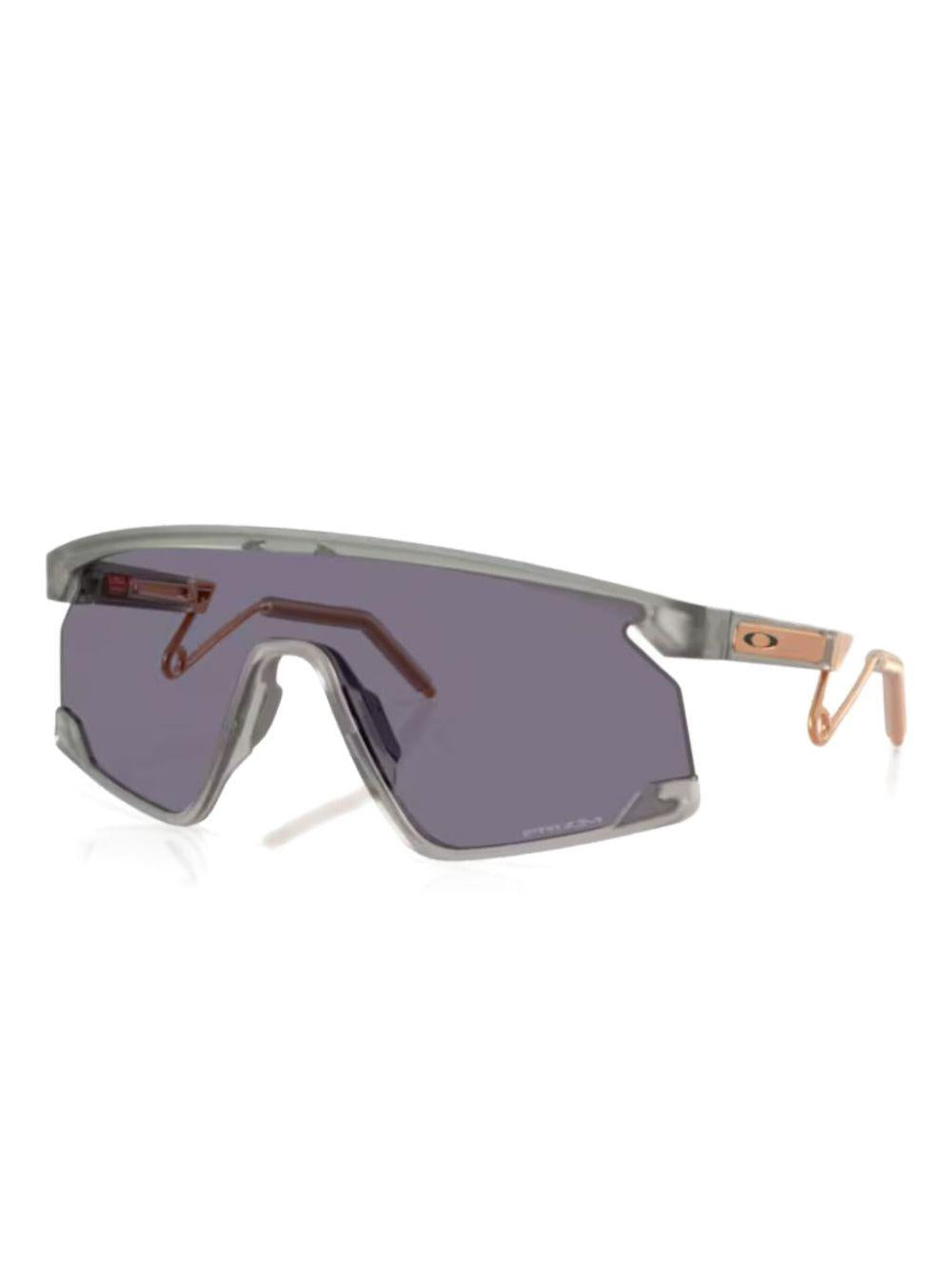 Bxtr metal sunglasses<BR/> 0OO9237 923713 OAKLEY 