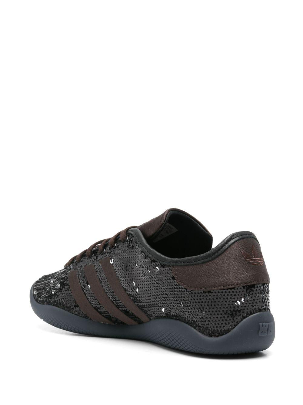Karintha Lo sneakers JR0259 CBLACK/SILVER ADIDAS x Wales Bonner 