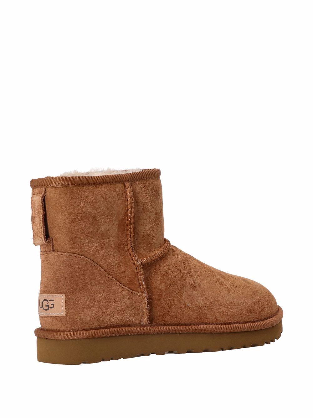 Classic Mini II boots 1016222 CHE UGG 