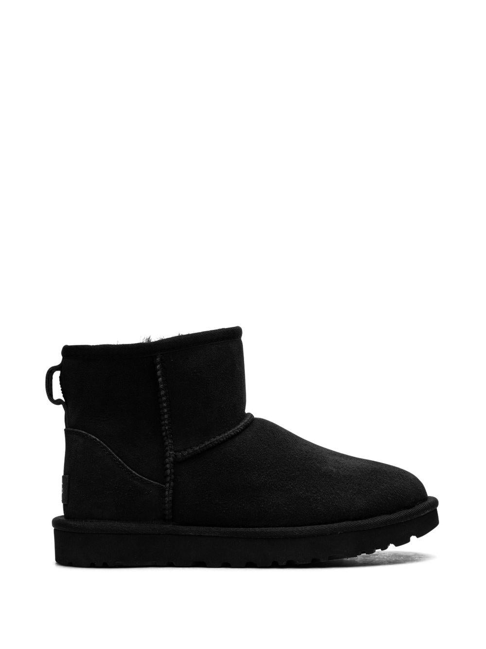 Classic Mini II boots 1016222 BLK UGG 