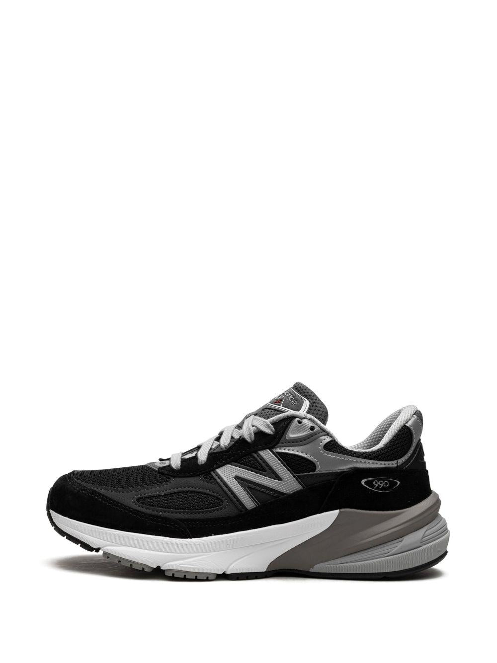 990V6 "Black/Silver" sneakers<BR/><BR/> W990BK6 BLACK NEW BALANCE 