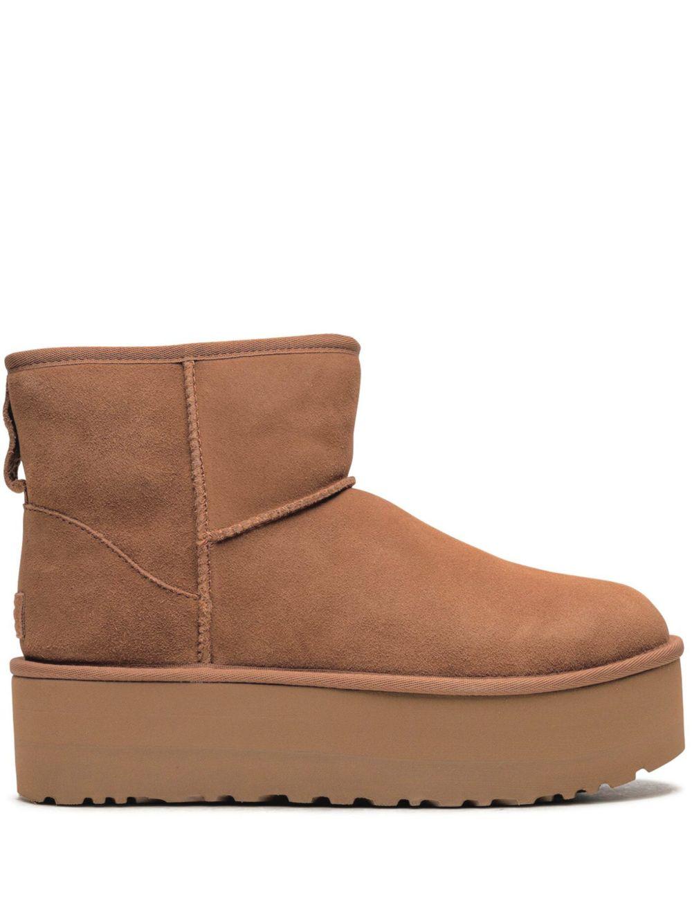 Classic Mini Platform boots 1134991 CHE UGG 