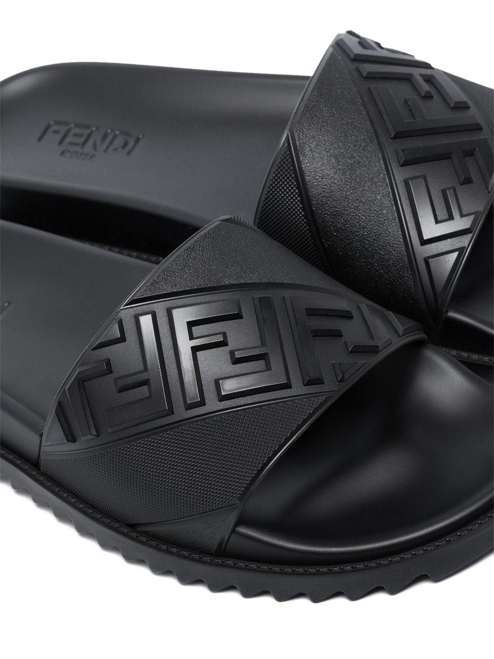 Rubber slides 7X1377 ABO2F0QA1 FENDI 