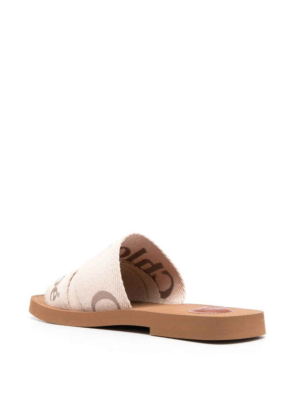 Woodi slides CHC23U188EF 26Y CHLOÉ 