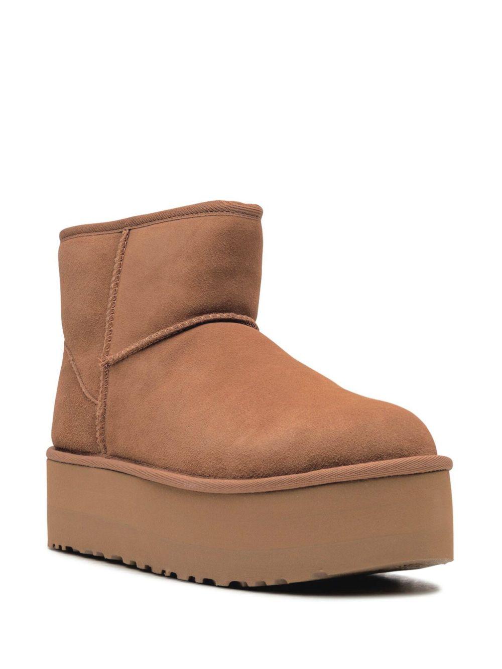 Classic Mini Platform boots 1134991 CHE UGG 