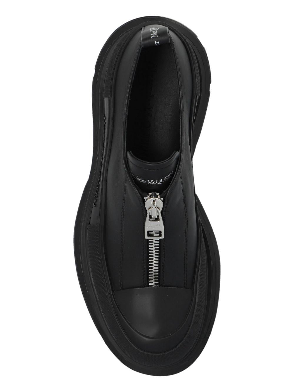 Logo-print zip sneakers<BR/><BR/><BR/> 797556 WHZ6U1000 ALEXANDER MCQUEEN 