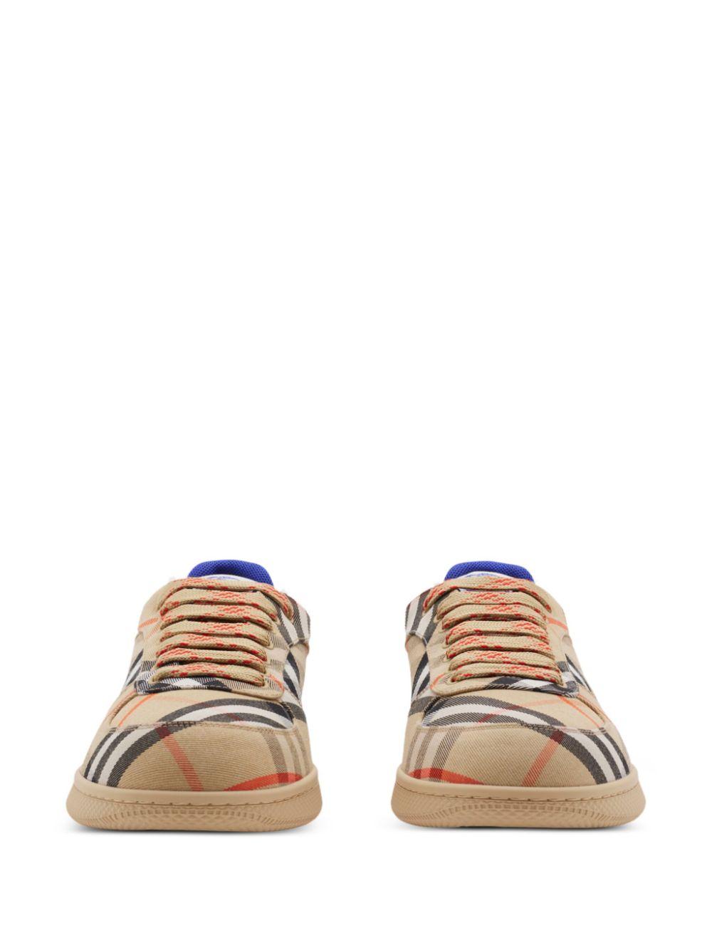 Terrace checked canvas sneakers<BR/><BR/><BR/> 8095276 B9368 BURBERRY 