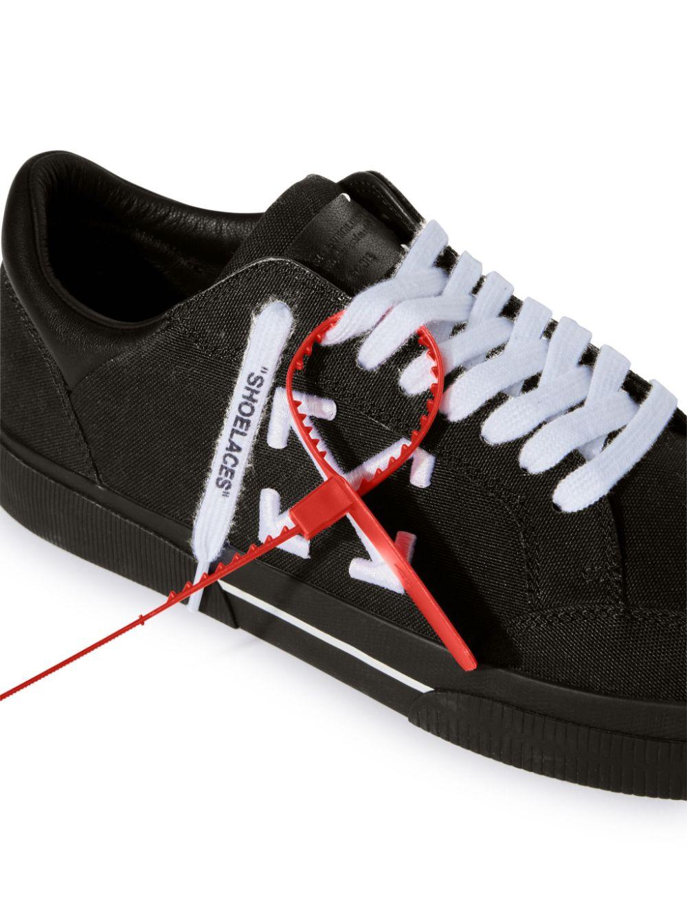 New Low Vulcanized sneakers<BR/><BR/><BR/> OMIA293C99FAB002 1001 OFF-WHITE 