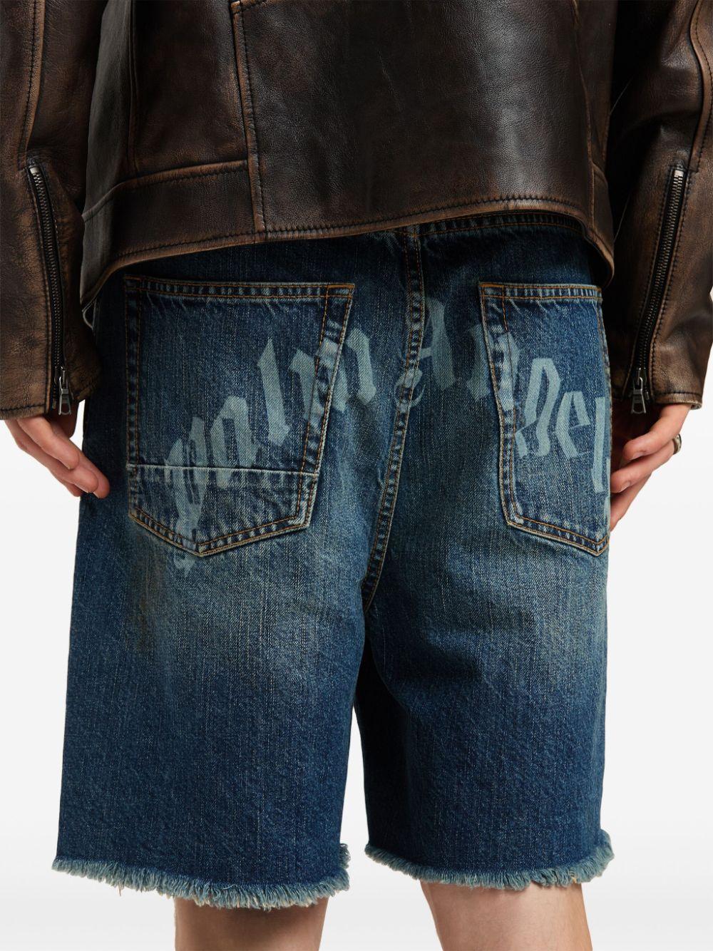 Logo-print denim shorts<BR/><BR/><BR/> PMYC003S25DEN003 4540 PALM ANGELS 