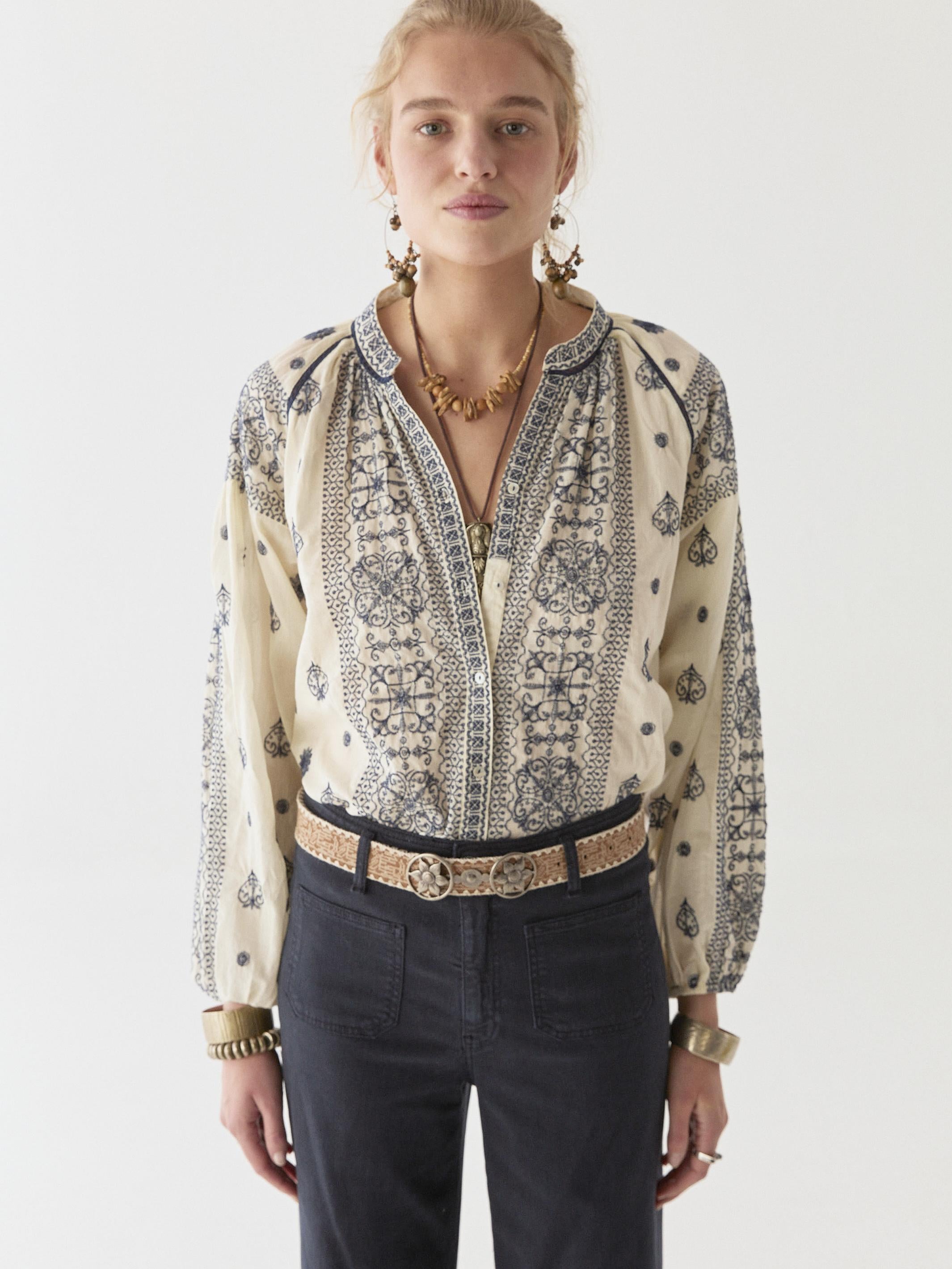 MAISON HOTEL STEPHANIEOFF WHITE