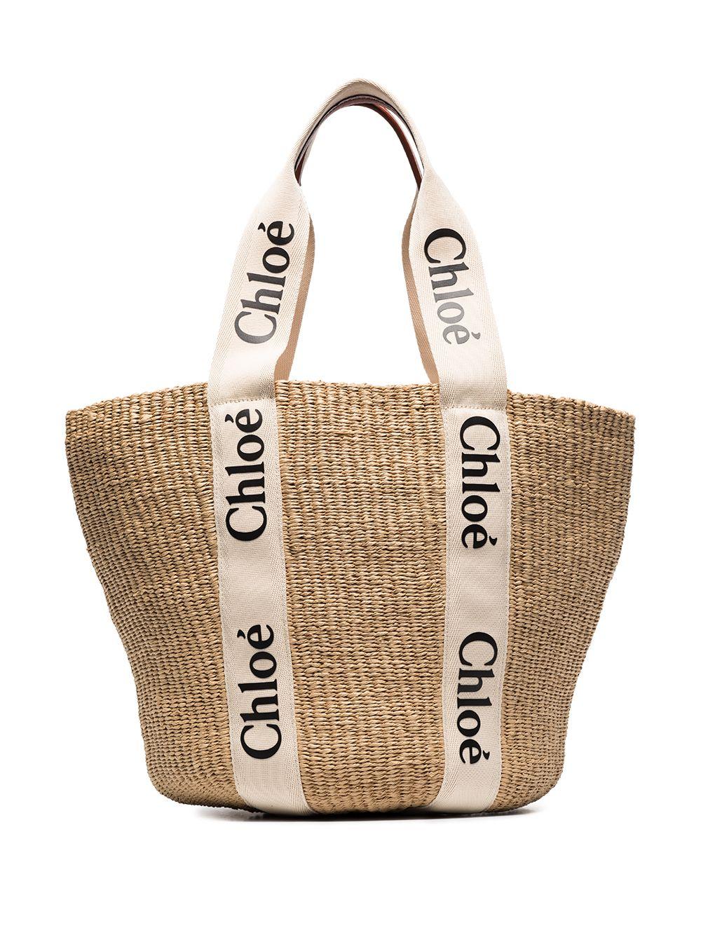 Large Woody logo-strap tote bag<BR/><BR/><BR/> CHC22SS380G55 101 CHLOÉ 
