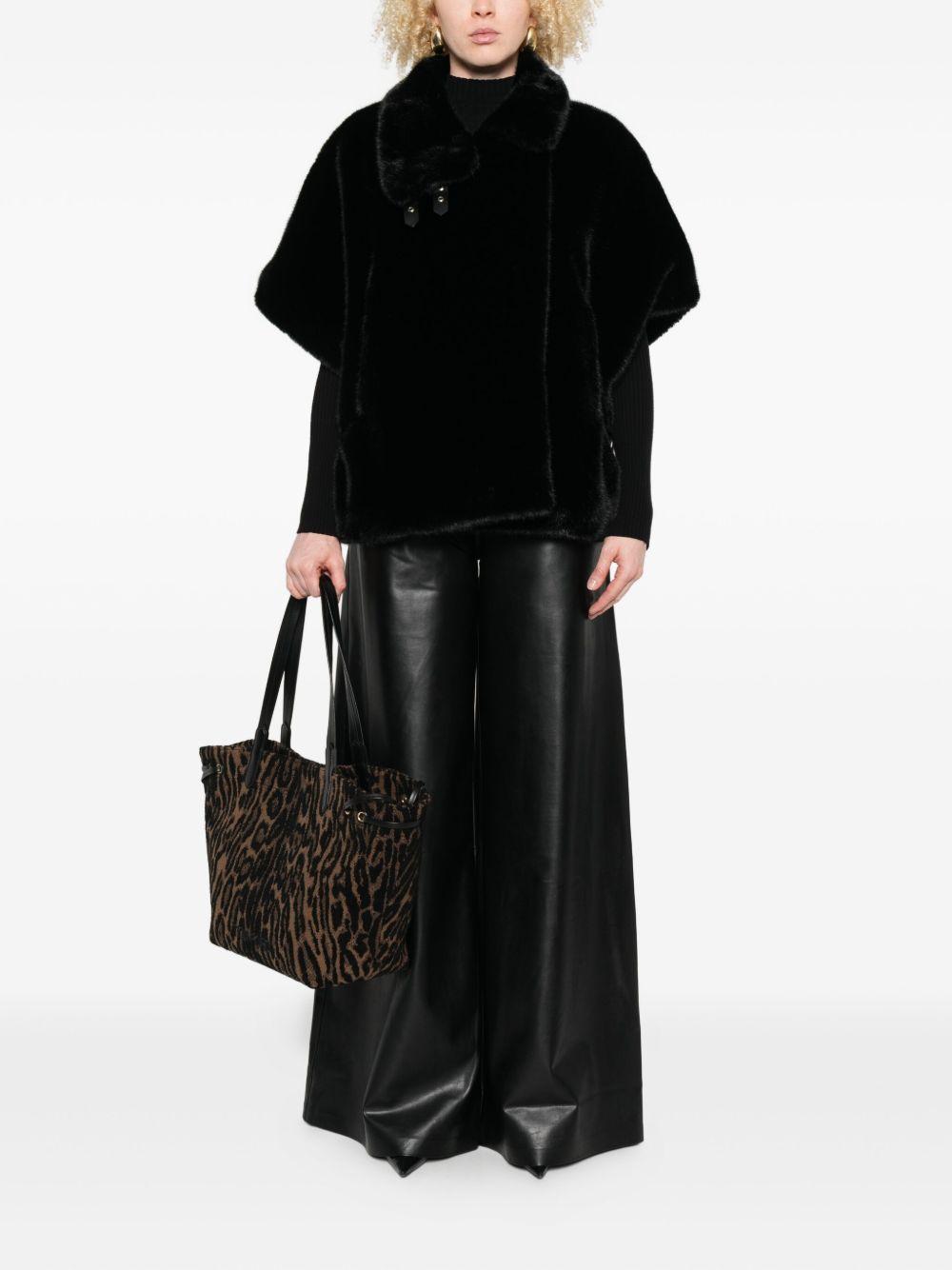 Faux fur cape 103837 A2PIZ99 PINKO 
