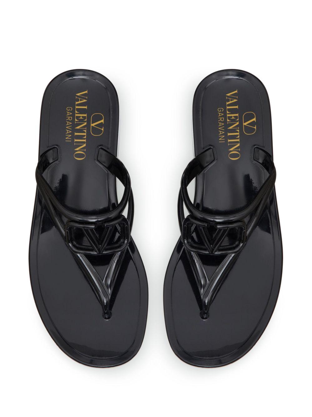 VLogo Signature flip-flops<BR/><BR/> 6W2S0IG8ZFV 0NO VALENTINO GARAVANI 