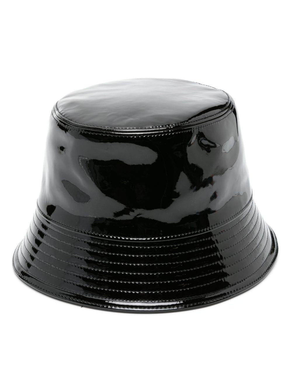 Triangle-logo patent-leather bucket hat<BR/><BR/><BR/> 1HC137 069F0002 PRADA 
