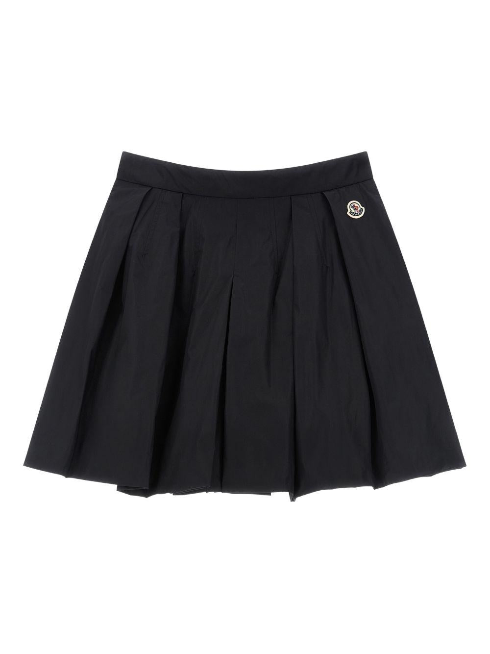 Pleated Taffeta Shorts L19542B00002 598AK77A MONCLER KIDS 